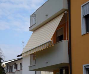 tenda a braccia